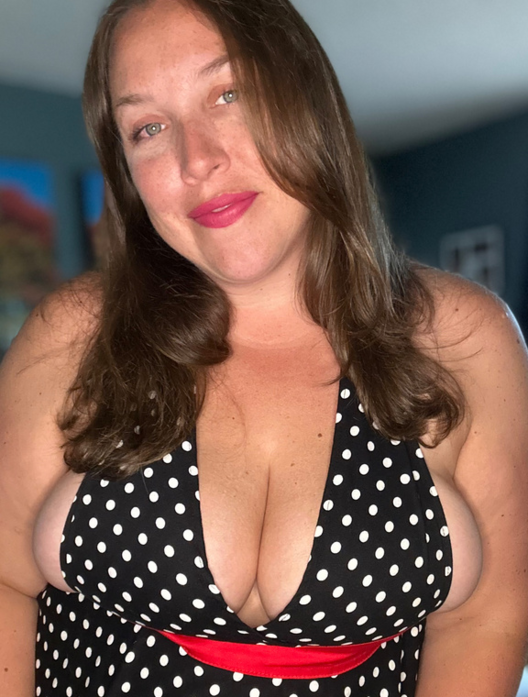 DomesticKateBusty